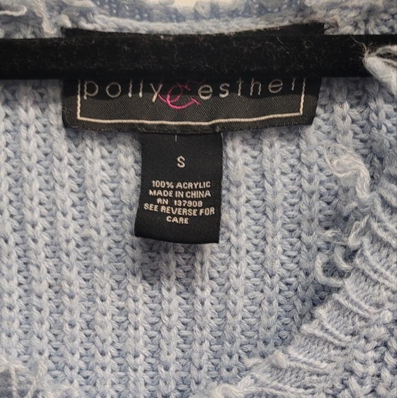Poly and Esther Sweater Size Small - Picture 2 of 2